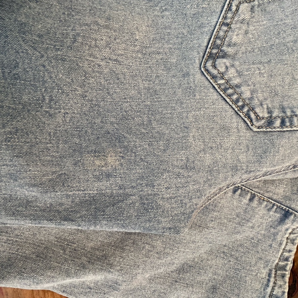 ✨SO Denim Flare Jeans with Distressed Detail - Picture 7 of 7